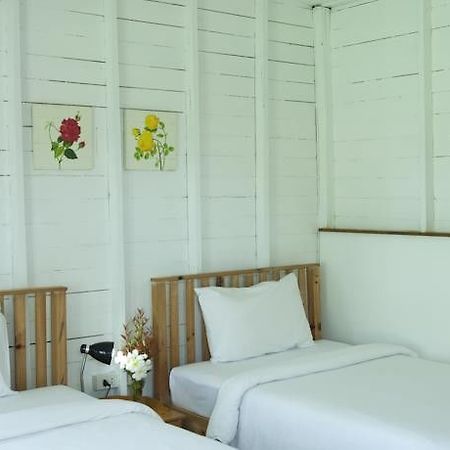 Sunshine Inn Resort Khao Lak Luaran gambar