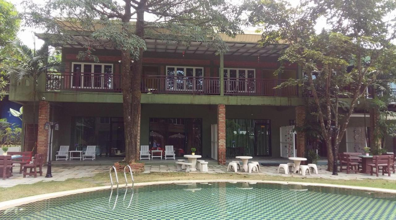 Sunshine Inn Resort Khao Lak Luaran gambar